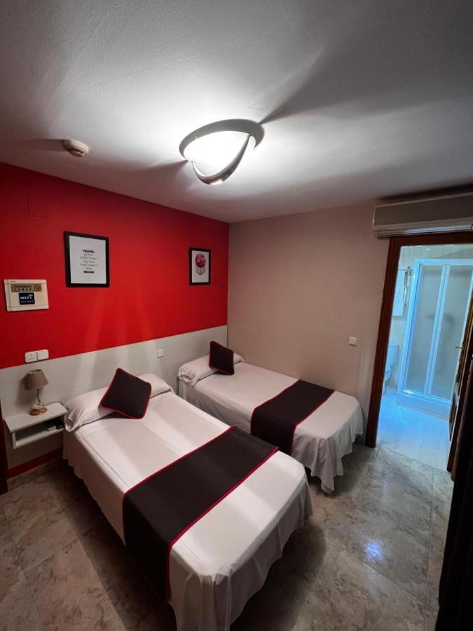 Hospedaje Bar El Gato Del Acueducto Segovia Dış mekan fotoğraf