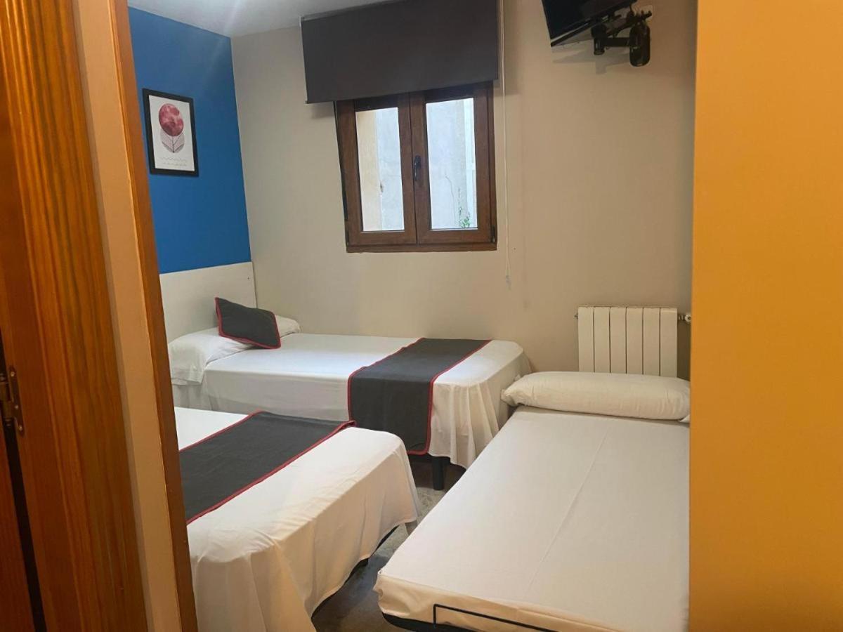 Hospedaje Bar El Gato Del Acueducto Segovia Dış mekan fotoğraf